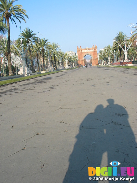 20693 Shadows at Arc de Triomphe